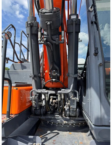 Escavadeira de rodas Doosan DX170-5 Engcon Gripper S Afneembaar.: foto 9