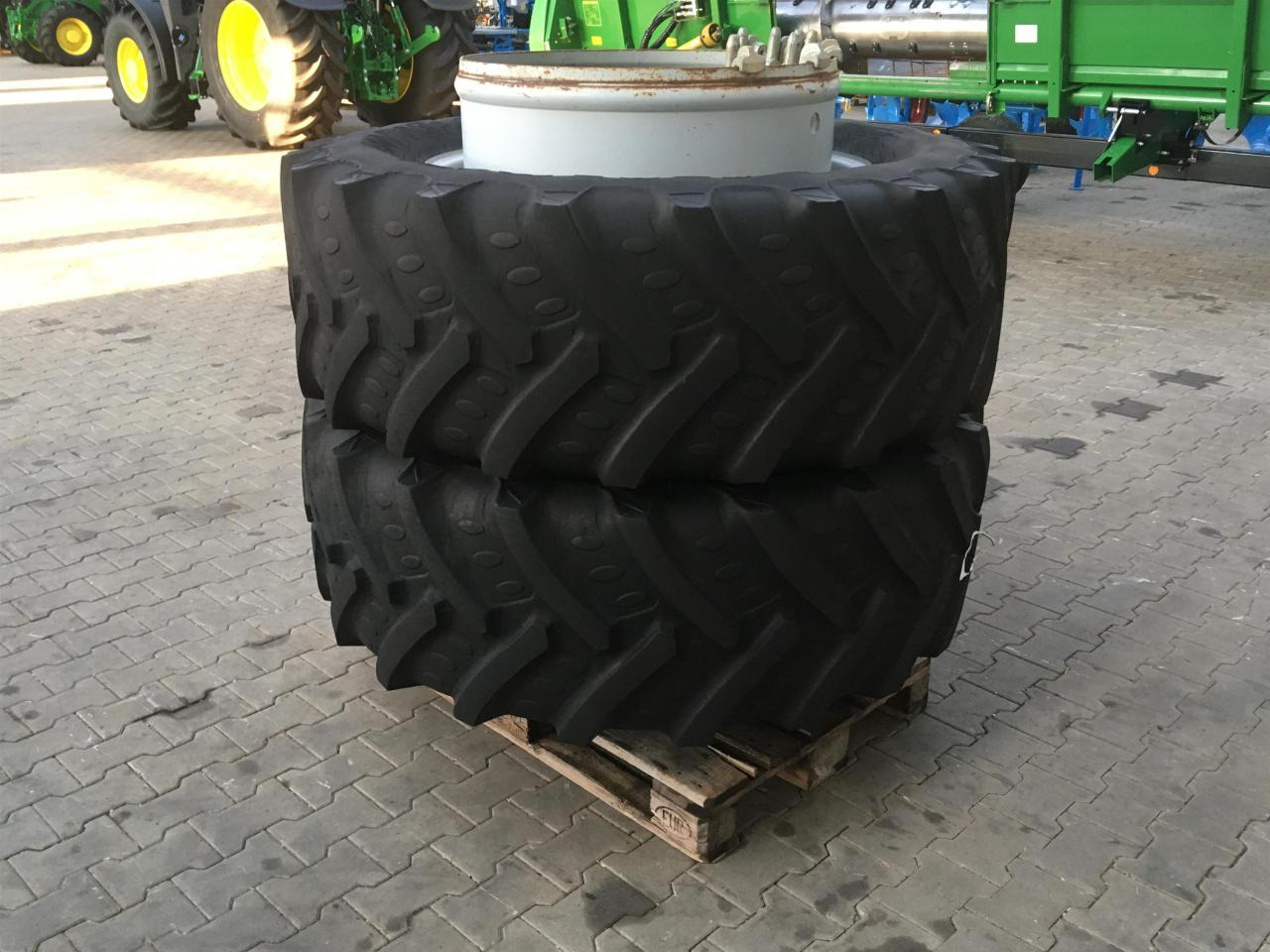 BKT 480/70R34 - Pneu para Máquina agrícola: foto 4 BKT 480/70R34 - Pneu para Máquina agrícola: foto 4