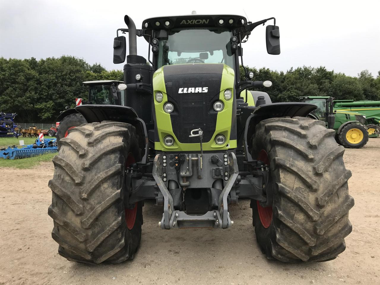 CLAAS Axion 920 - Trator: foto 3 CLAAS Axion 920 - Trator: foto 3