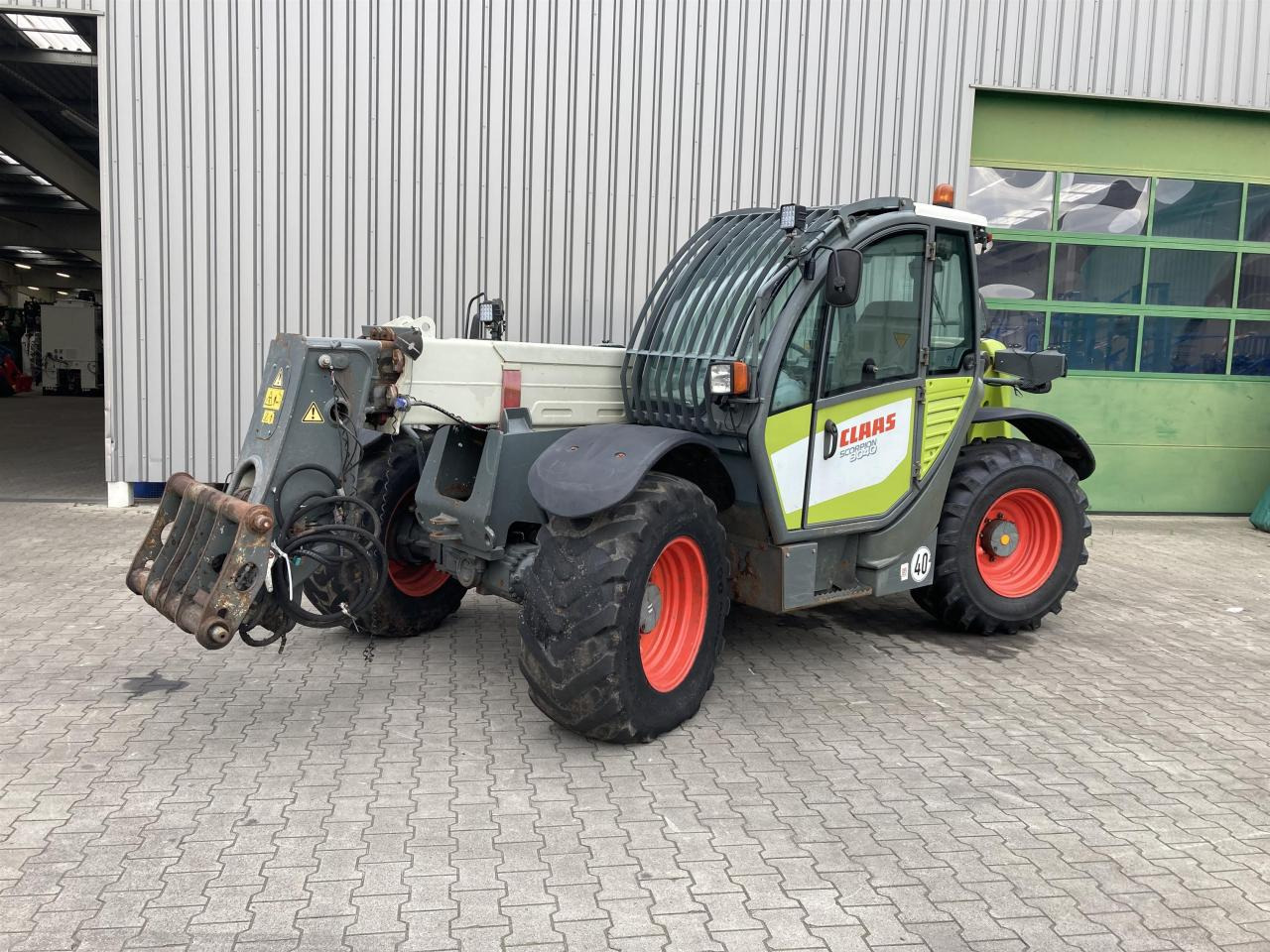 CLAAS Scorpion 9040 VariPower - Empilhador telescópico: foto 1 CLAAS Scorpion 9040 VariPower - Empilhador telescópico: foto 1