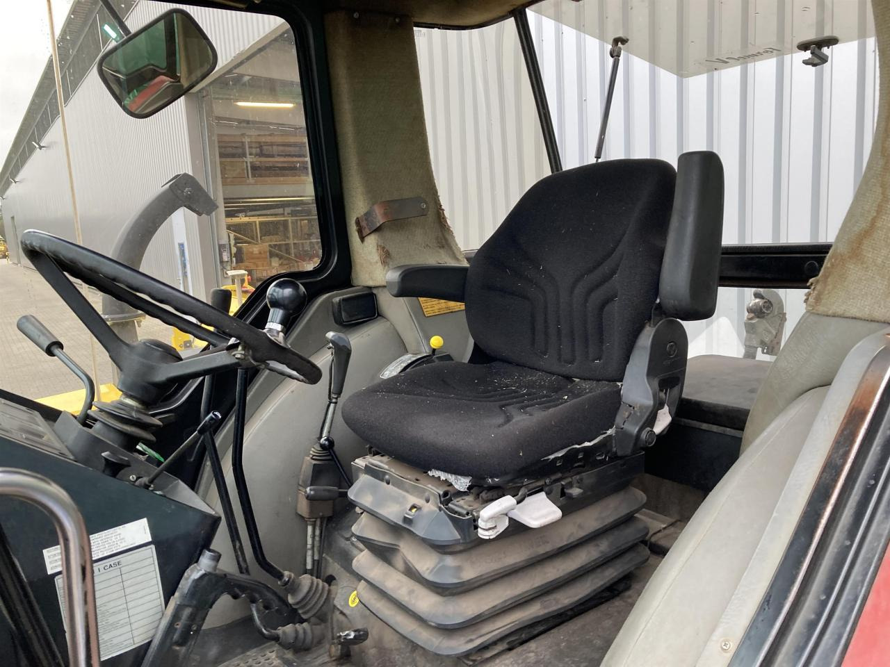 Trator Case-IH 844 XL Plus: foto 10