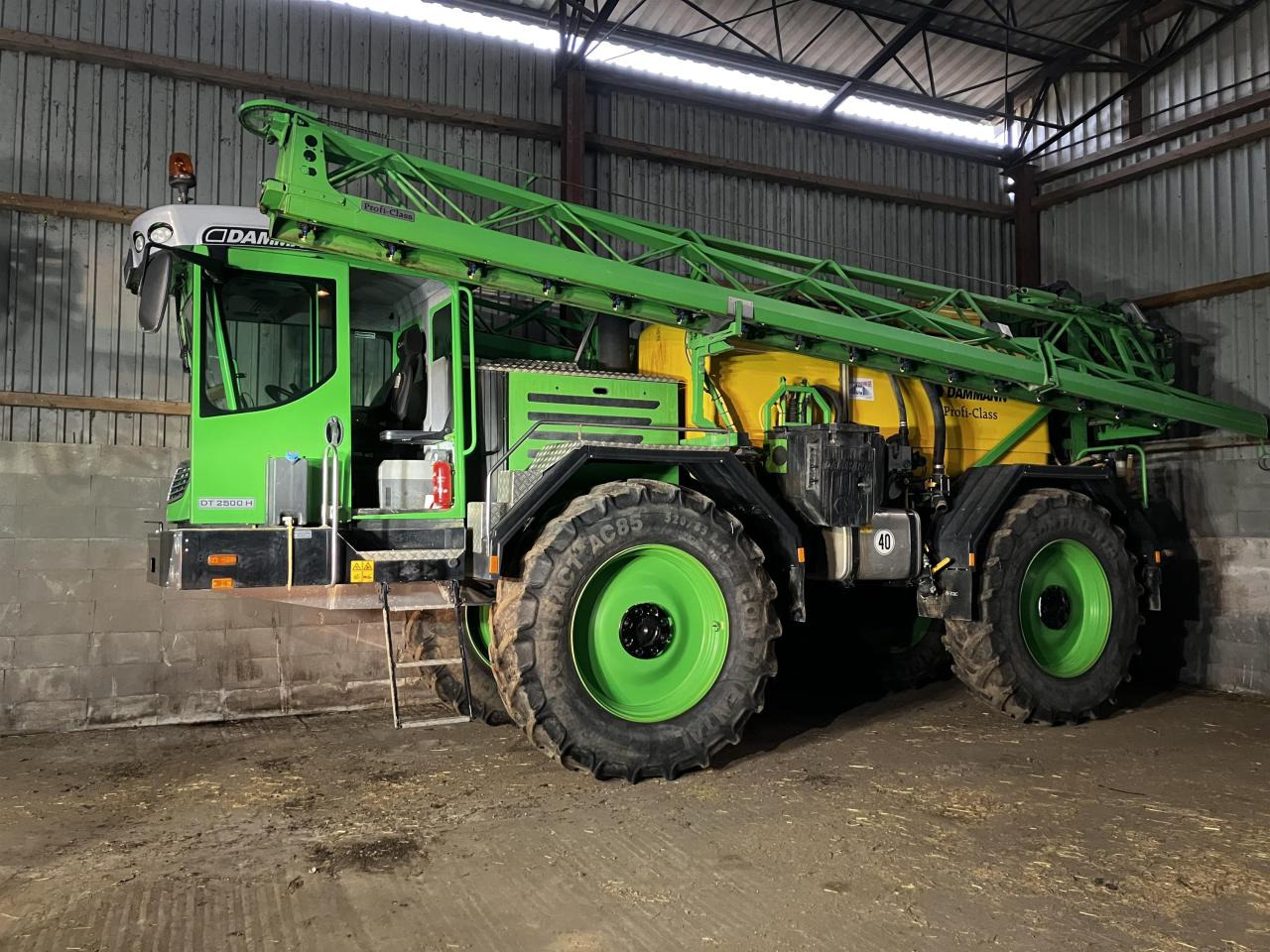 Dammann DT 2500H - Pulverizador de arrastar: foto 1 Dammann DT 2500H - Pulverizador de arrastar: foto 1