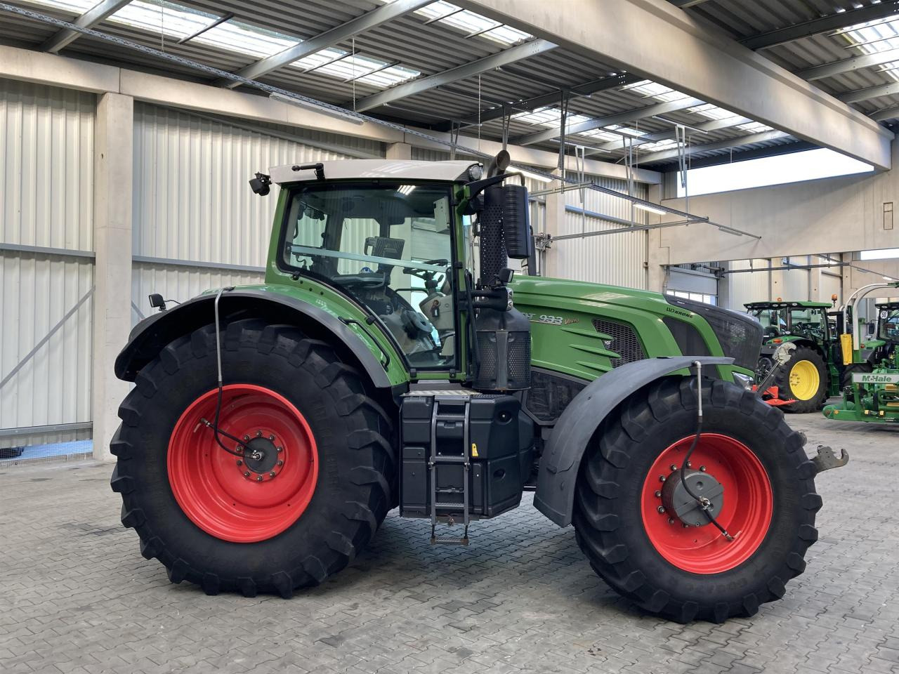 Fendt 933 Vario Profi Plus - Trator: foto 4 Fendt 933 Vario Profi Plus - Trator: foto 4
