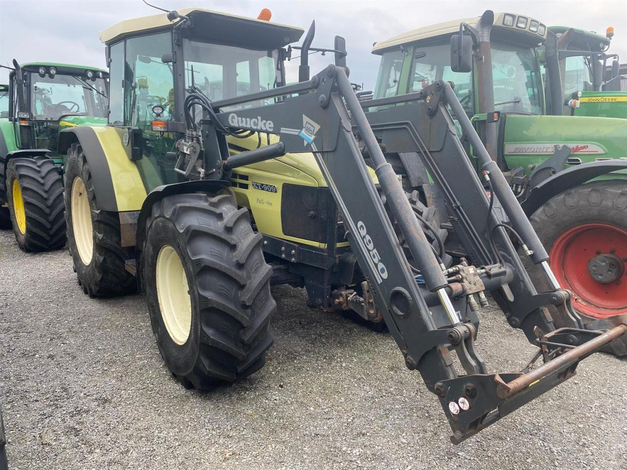 Hürlimann XT 909 - Trator: foto 3 Hürlimann XT 909 - Trator: foto 3