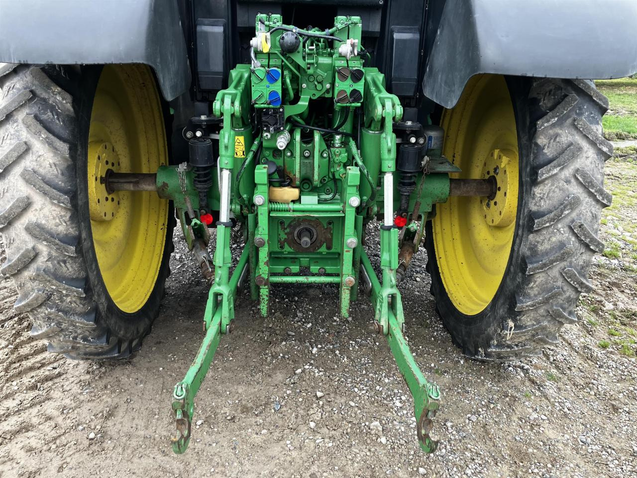 John Deere 6120M - Trator: foto 5 John Deere 6120M - Trator: foto 5