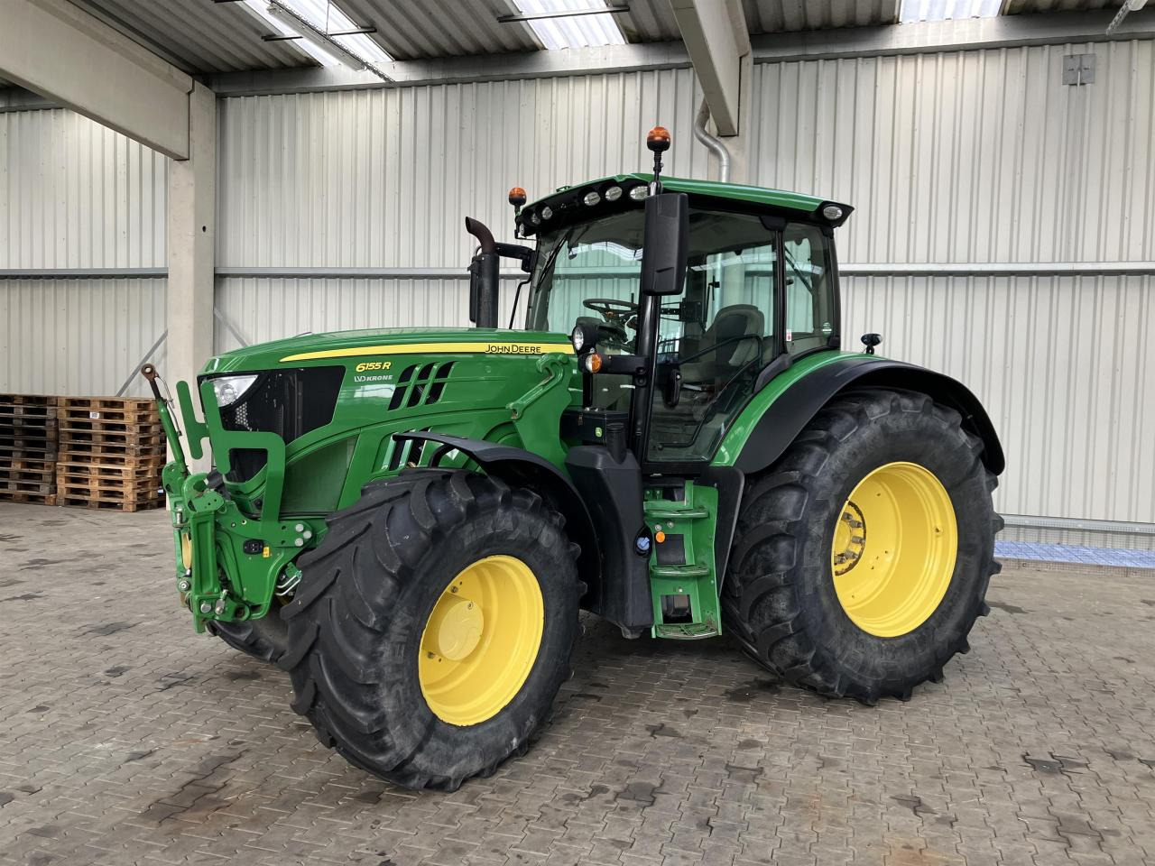 John Deere 6155R - Trator: foto 1 John Deere 6155R - Trator: foto 1