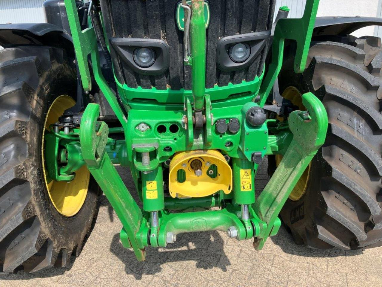John Deere 6155R - Trator: foto 4 John Deere 6155R - Trator: foto 4