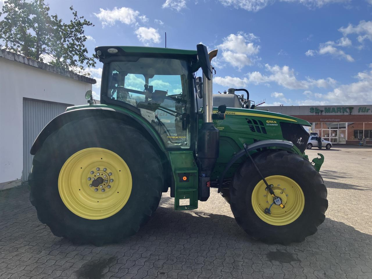 John Deere 6155R - Trator: foto 2 John Deere 6155R - Trator: foto 2