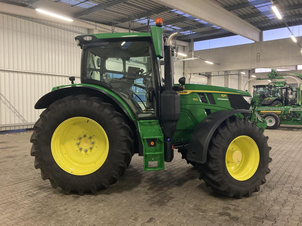 John Deere 6R 150 - Trator: foto 4 John Deere 6R 150 - Trator: foto 4