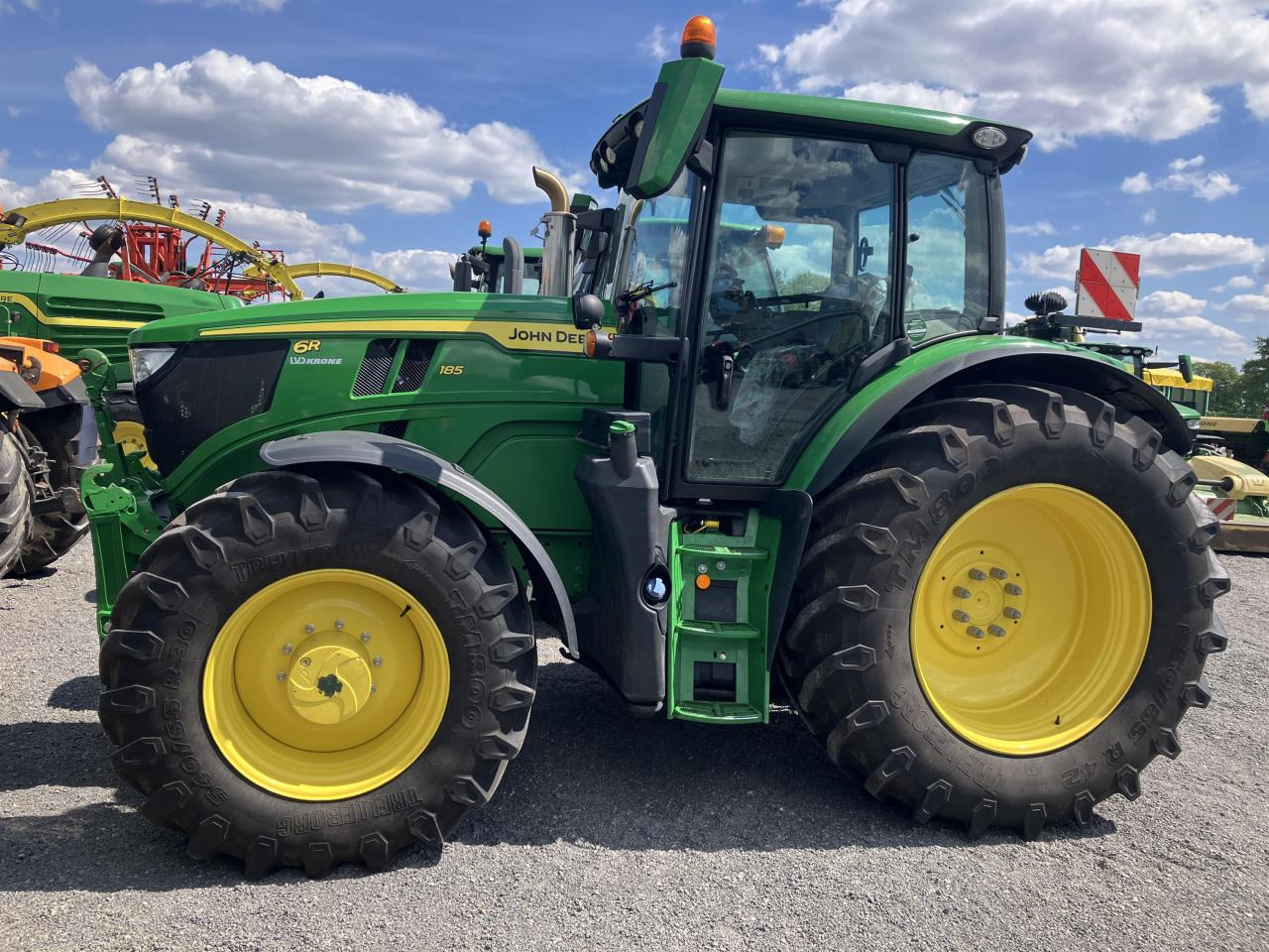 John Deere 6R 185 - Trator: foto 1 John Deere 6R 185 - Trator: foto 1