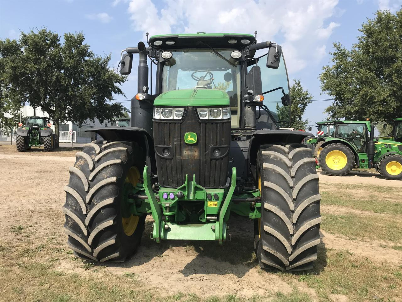 John Deere 7310R - Trator: foto 3 John Deere 7310R - Trator: foto 3