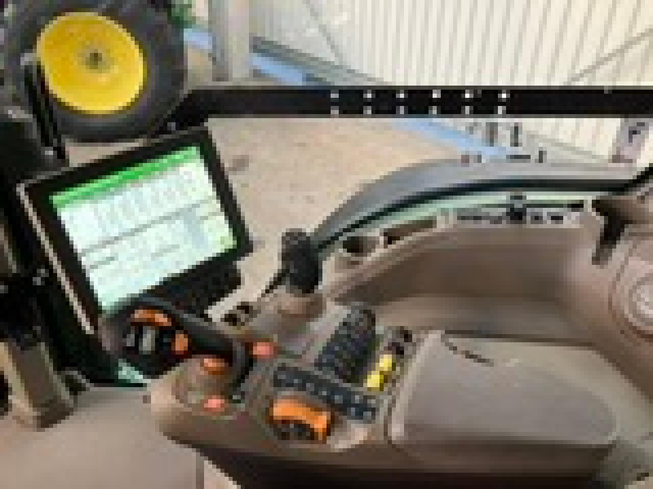 John Deere 7R 330 - Trator: foto 4 John Deere 7R 330 - Trator: foto 4