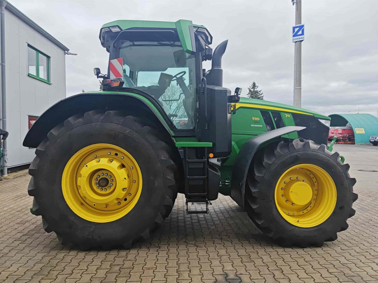 John Deere 7R 330 - Trator: foto 2 John Deere 7R 330 - Trator: foto 2