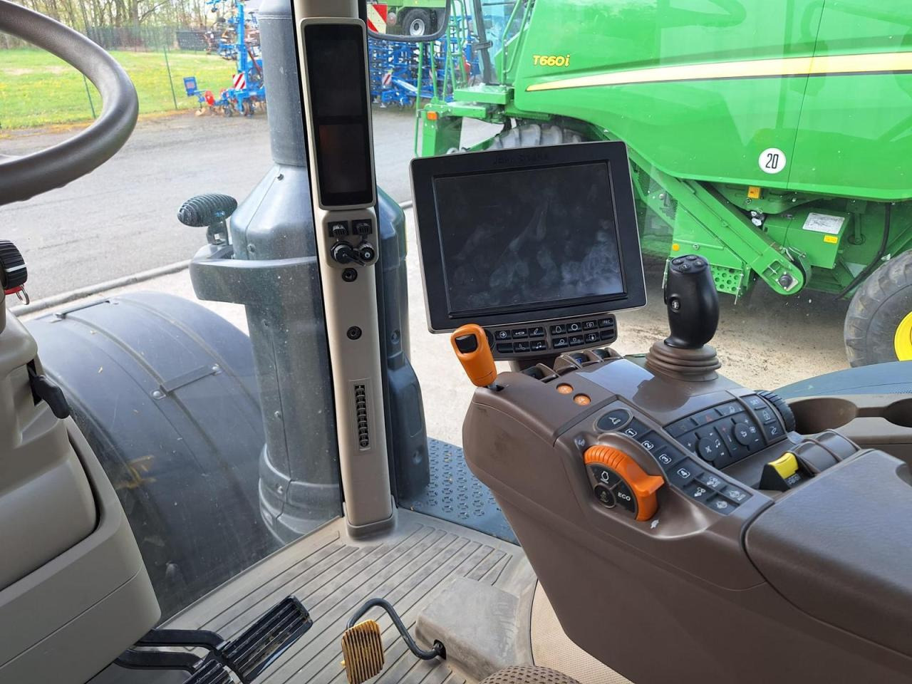 Trator John Deere 8400R: foto 10