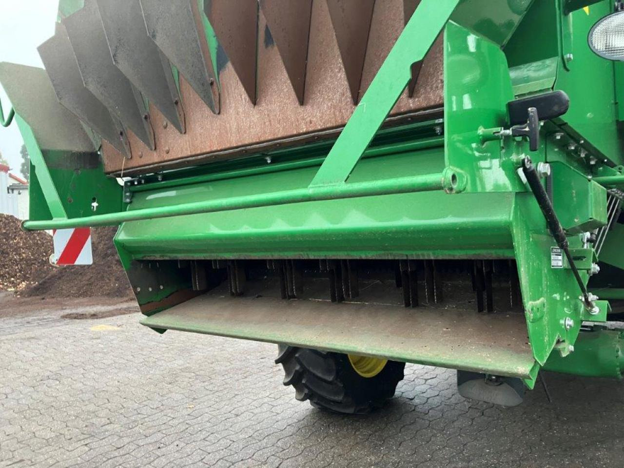 Ceifeira debulhadora John Deere T560: foto 6 Ceifeira debulhadora John Deere T560: foto 6