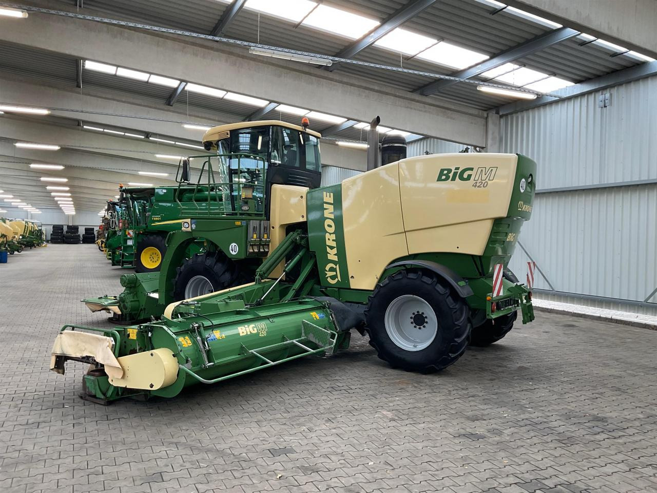 Locação financeira de Krone Big M 420 CV Krone Big M 420 CV: foto 10