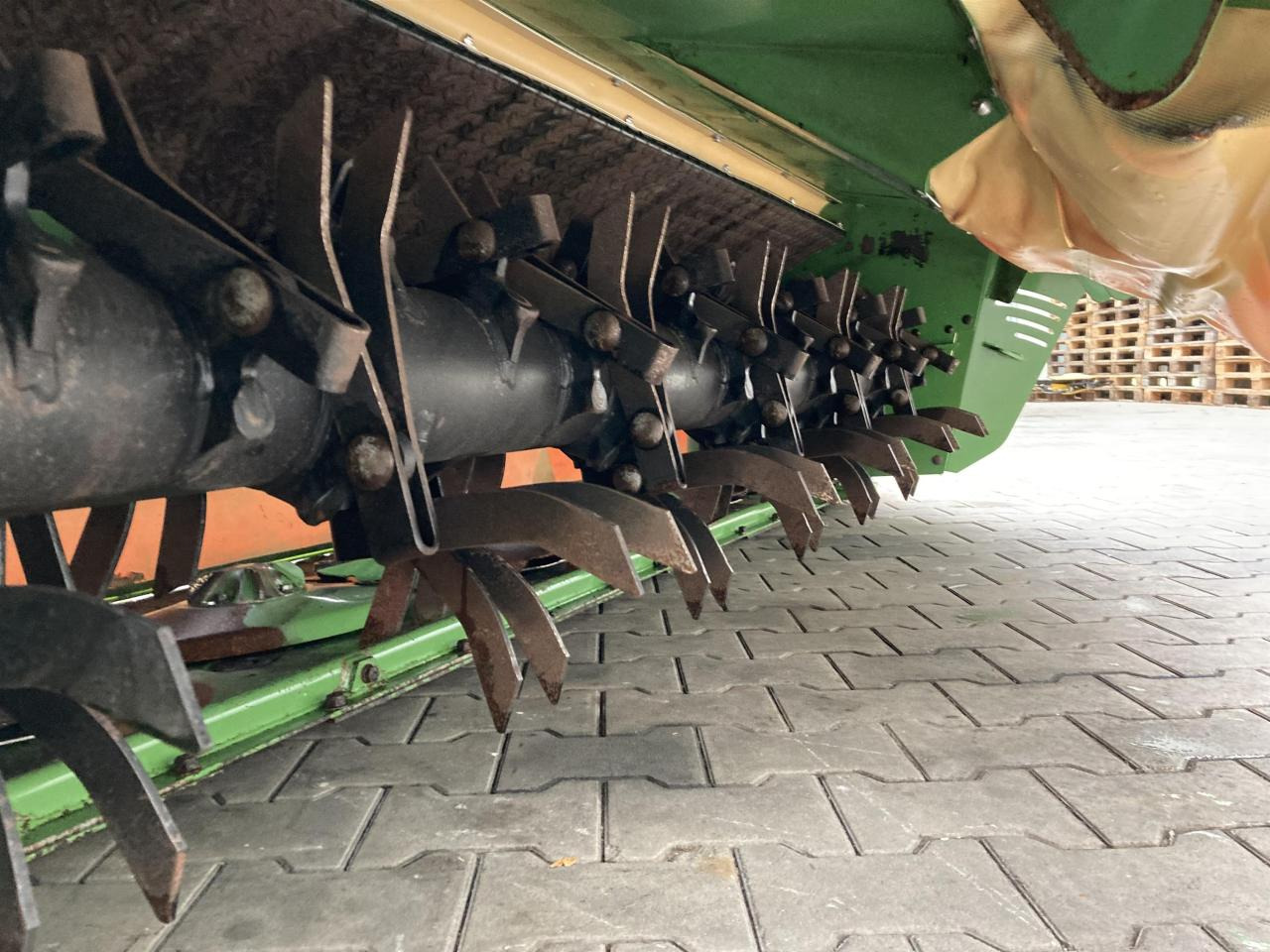 Krone EC F 320 CV - Gadanheira: foto 4 Krone EC F 320 CV - Gadanheira: foto 4