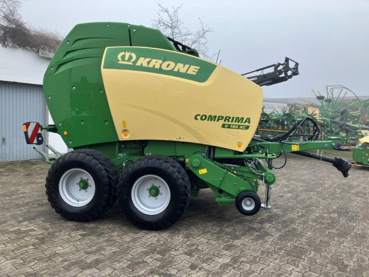 Krone V 180 XC Comprima - Enfardadeira de fardos redondos: foto 3 Krone V 180 XC Comprima - Enfardadeira de fardos redondos: foto 3