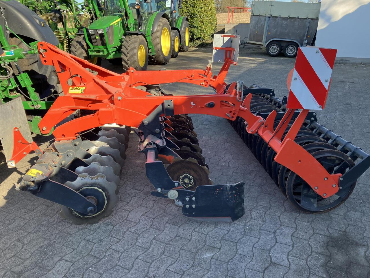 Kuhn 303 - Grades de discos: foto 1 Kuhn 303 - Grades de discos: foto 1