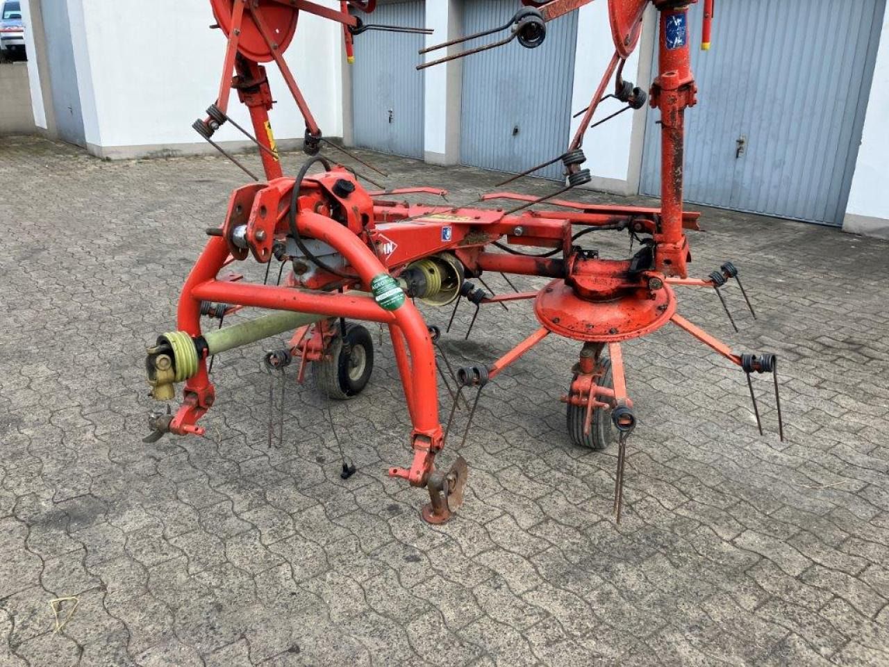 Kuhn GF 5001 MH - Ancinho enleirador: foto 2 Kuhn GF 5001 MH - Ancinho enleirador: foto 2