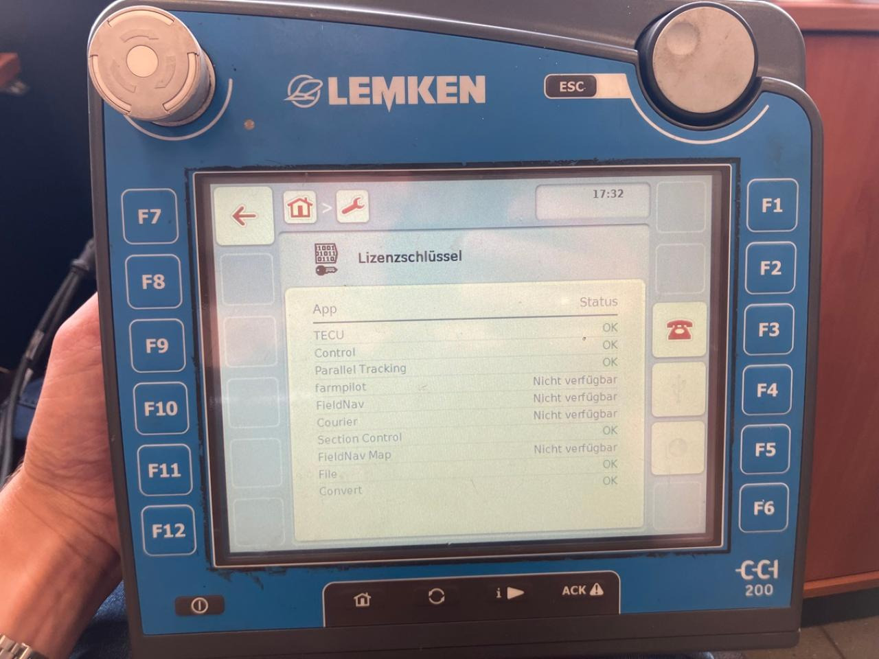Lemken CCI200 - Sistema de navegação para Máquina agrícola: foto 5 Lemken CCI200 - Sistema de navegação para Máquina agrícola: foto 5