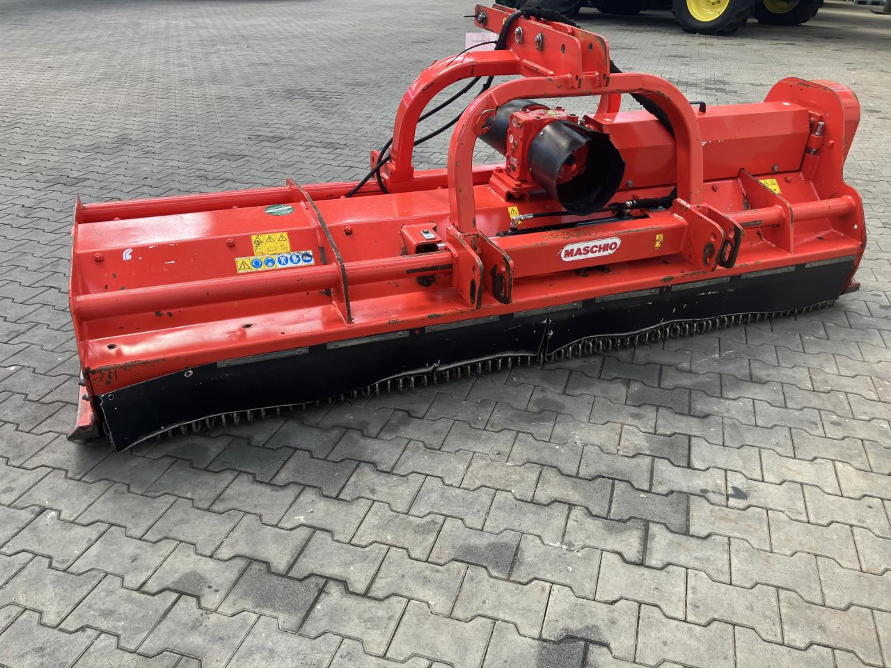 Maschio Bisonte 280 - Triturador de martelos: foto 3 Maschio Bisonte 280 - Triturador de martelos: foto 3