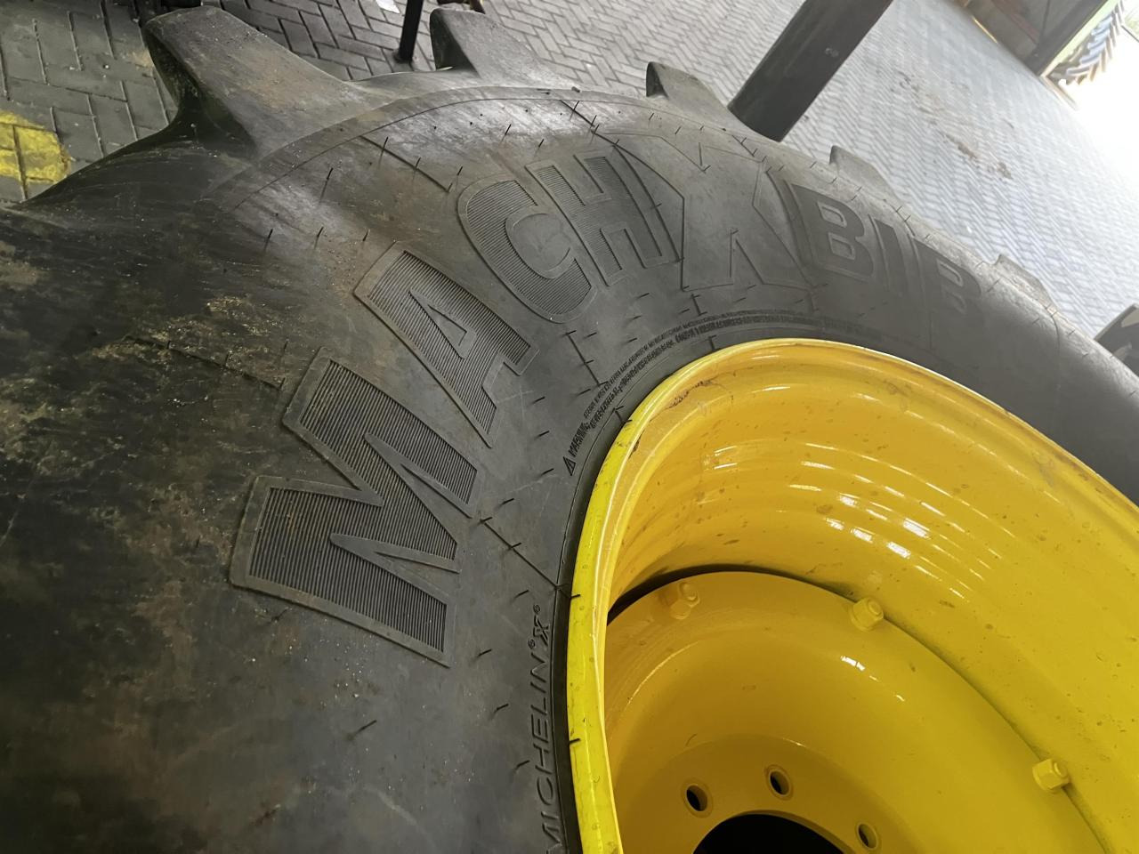 Michelin 600/70R30 - Pneu para Máquina agrícola: foto 3 Michelin 600/70R30 - Pneu para Máquina agrícola: foto 3