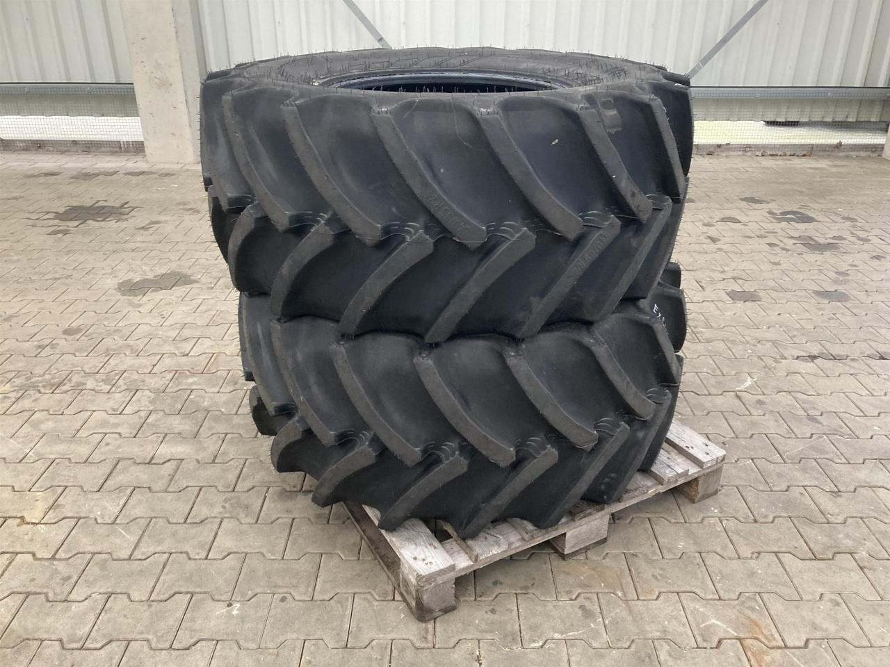 Mitas 540/65R24 - Pneu para Máquina agrícola: foto 1 Mitas 540/65R24 - Pneu para Máquina agrícola: foto 1
