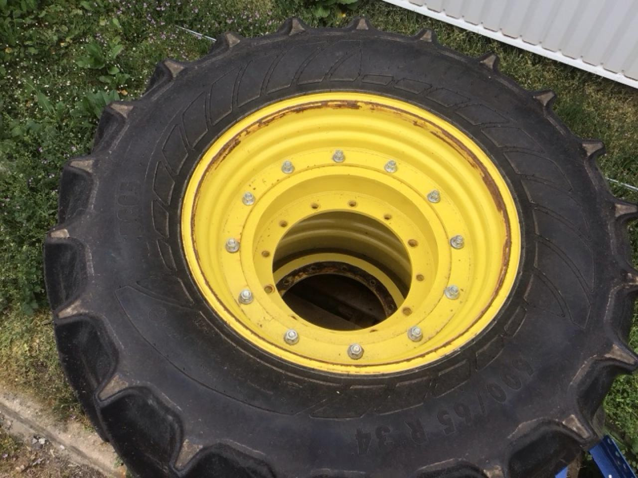 Mitas 680/80R42 - Pneu para Máquina agrícola: foto 1 Mitas 680/80R42 - Pneu para Máquina agrícola: foto 1