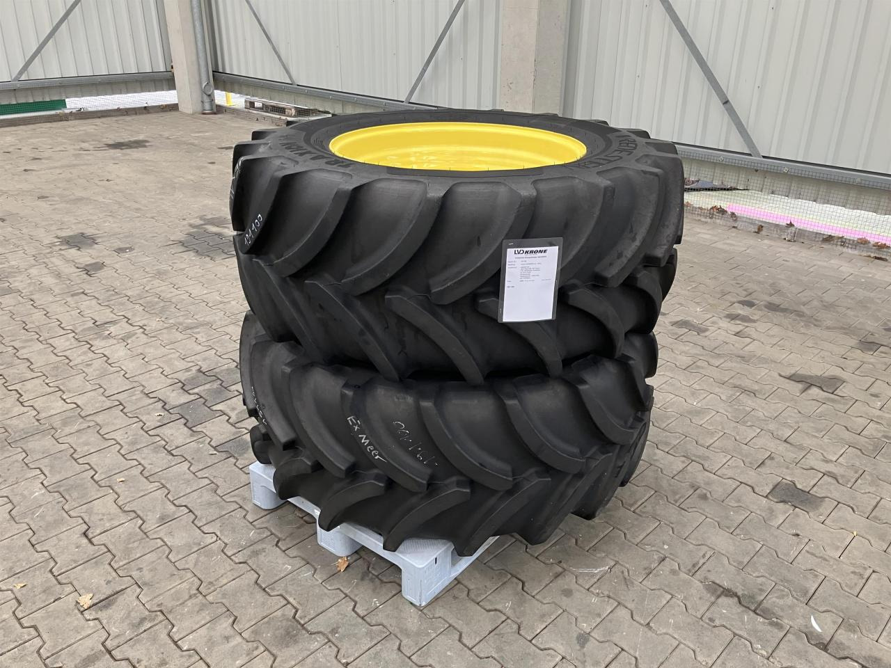 Vredestein 540/65R30 - Pneu para Máquina agrícola: foto 1 Vredestein 540/65R30 - Pneu para Máquina agrícola: foto 1
