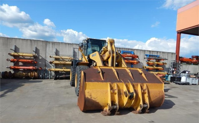 Cargadoras de ruedas KOMATSU WA470-5 - Pá carregadora de rodas: foto 1 Cargadoras de ruedas KOMATSU WA470-5 - Pá carregadora de rodas: foto 1
