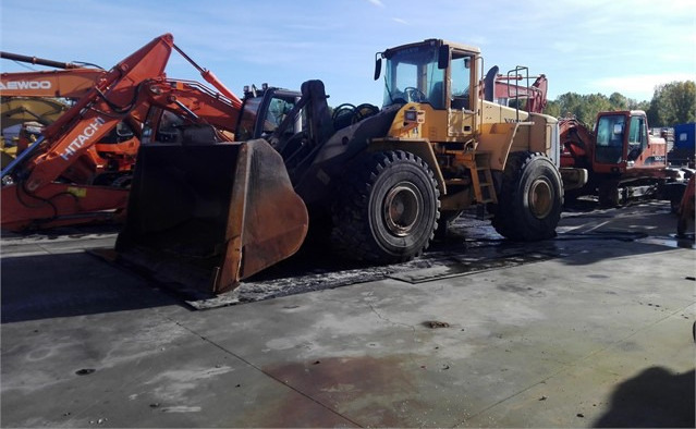 Cargadoras de ruedas VOLVO L150E (2005) - Pá carregadora de rodas: foto 1 Cargadoras de ruedas VOLVO L150E (2005) - Pá carregadora de rodas: foto 1
