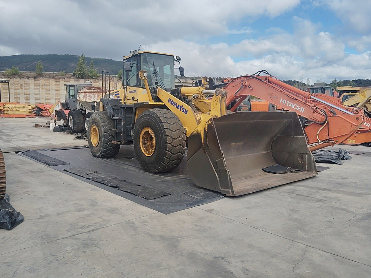 KOMATSU WA480-5H - Pá carregadora de rodas: foto 2 KOMATSU WA480-5H - Pá carregadora de rodas: foto 2