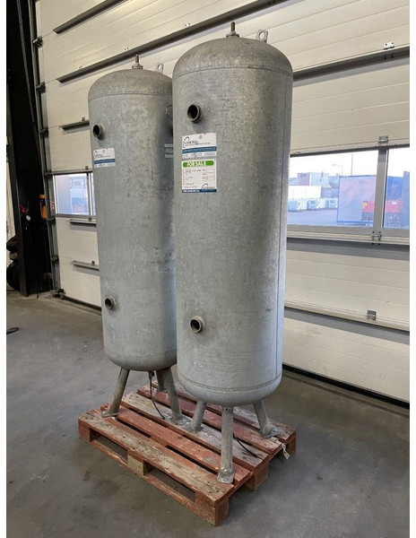 Atlas-Copco 500 Liter Gegalvaniseerde Verticale luchtketel 11 Bar (1 stuks) - Compressor de ar: foto 3 Atlas-Copco 500 Liter Gegalvaniseerde Verticale luchtketel 11 Bar (1 stuks) - Compressor de ar: foto 3