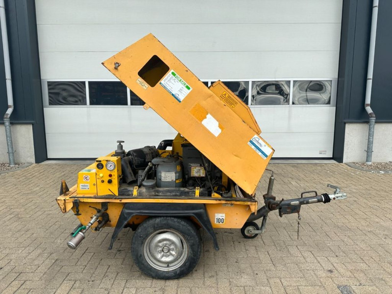 Atlas-Copco ATCA 2000 Deutz F2L 1011 Mobiele Diesel Schroefcompressor 18.5 kW 7 Bar - Compressor de ar: foto 5 Atlas-Copco ATCA 2000 Deutz F2L 1011 Mobiele Diesel Schroefcompressor 18.5 kW 7 Bar - Compressor de ar: foto 5