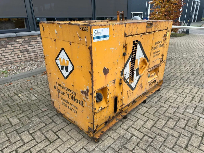 Atlas-Copco Komatsu 40 kVA Silent generatorset - Gerador elétrico: foto 2 Atlas-Copco Komatsu 40 kVA Silent generatorset - Gerador elétrico: foto 2