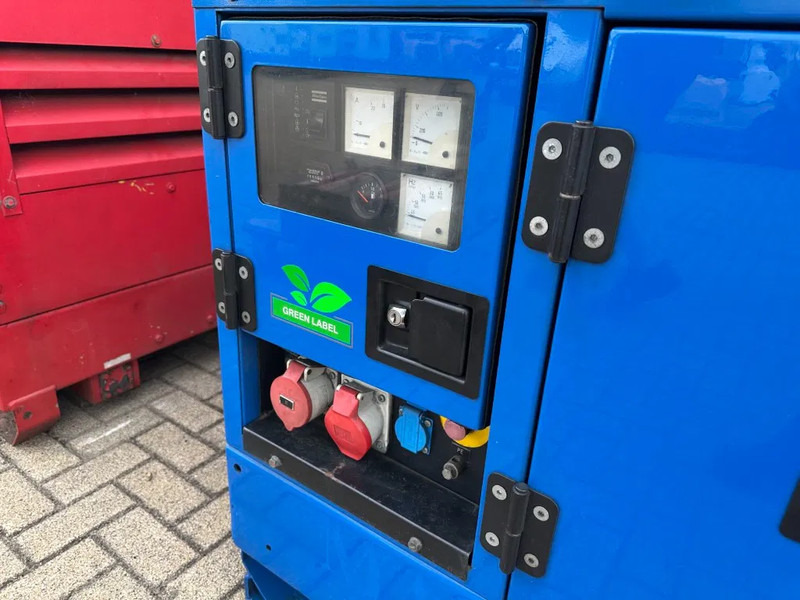 Gerador elétrico Atlas-Copco QAS 14 Yanmar Stamford 15 kVA Silent generatorset: foto 5