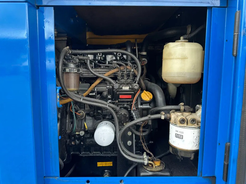 Gerador elétrico Atlas-Copco QAS 14 Yanmar Stamford 15 kVA Silent generatorset: foto 6