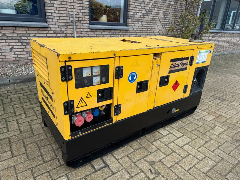 Atlas-Copco QAS 18 Yanmar Mecc Alte Spa 20 kVA Silent generatorset - Gerador elétrico: foto 4 Atlas-Copco QAS 18 Yanmar Mecc Alte Spa 20 kVA Silent generatorset - Gerador elétrico: foto 4