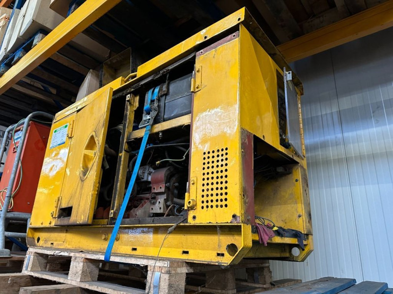 Atlas-Copco QAS 20 Kubota 20 kVA Silent generatorset - Gerador elétrico: foto 3 Atlas-Copco QAS 20 Kubota 20 kVA Silent generatorset - Gerador elétrico: foto 3