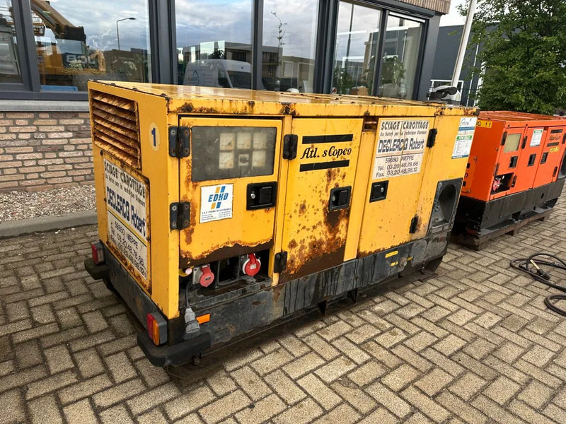 Gerador elétrico Atlas-Copco QAS 38 Yanmar Mecc Alte Spa 40 kVA Silent generatorset: foto 15