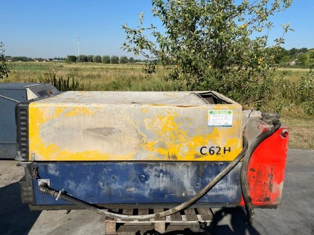Compair C62HS Deutz 6.2 m3 / min Silent Diesel Schroefcompressor - Compressor de ar: foto 1 Compair C62HS Deutz 6.2 m3 / min Silent Diesel Schroefcompressor - Compressor de ar: foto 1
