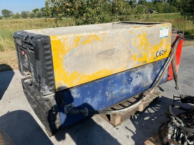 Compair C62HS Deutz 6.2 m3 / min Silent Diesel Schroefcompressor - Compressor de ar: foto 5 Compair C62HS Deutz 6.2 m3 / min Silent Diesel Schroefcompressor - Compressor de ar: foto 5
