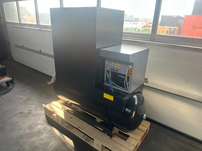 Contimac NS CN 10S 270D 7.5 kW 965 L / min 10 Bar Elektrische Schroefcompressor met Droger en Ketel - Compressor de ar: foto 4 Contimac NS CN 10S 270D 7.5 kW 965 L / min 10 Bar Elektrische Schroefcompressor met Droger en Ketel - Compressor de ar: foto 4
