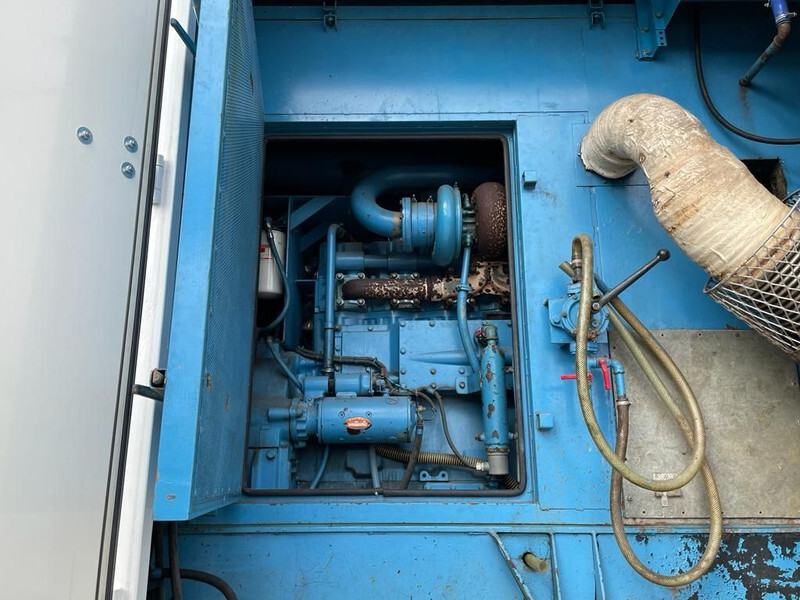 Cummins KTTA 19 G Leroy Somer 450 kVA Supersilent Mobiele generatorset op aanhanger - Gerador elétrico: foto 2 Cummins KTTA 19 G Leroy Somer 450 kVA Supersilent Mobiele generatorset op aanhanger - Gerador elétrico: foto 2