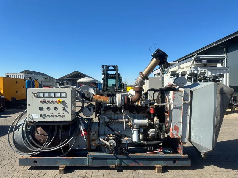 Cummins NTA 855 G Bobinindus 250 kVA generatorset - Gerador elétrico: foto 1 Cummins NTA 855 G Bobinindus 250 kVA generatorset - Gerador elétrico: foto 1