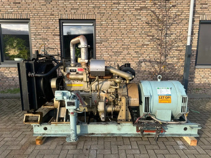 DAF DHTD 825 A 80 kVA noodstroom generatorset aggregaat ex Emergency - Gerador elétrico: foto 1 DAF DHTD 825 A 80 kVA noodstroom generatorset aggregaat ex Emergency - Gerador elétrico: foto 1