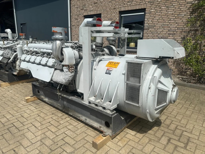 Deutz BF12M 716 Leroy Somer 360 kVA generatorset ex emergency - Gerador elétrico: foto 5 Deutz BF12M 716 Leroy Somer 360 kVA generatorset ex emergency - Gerador elétrico: foto 5