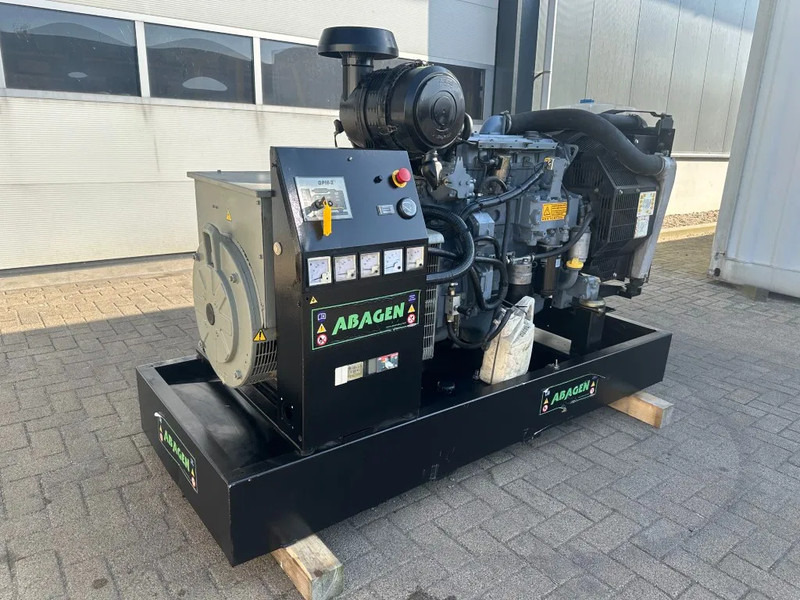 Deutz BF4M 1013 EC Leroy Somer 115 kVA generatorset - Gerador elétrico: foto 2 Deutz BF4M 1013 EC Leroy Somer 115 kVA generatorset - Gerador elétrico: foto 2