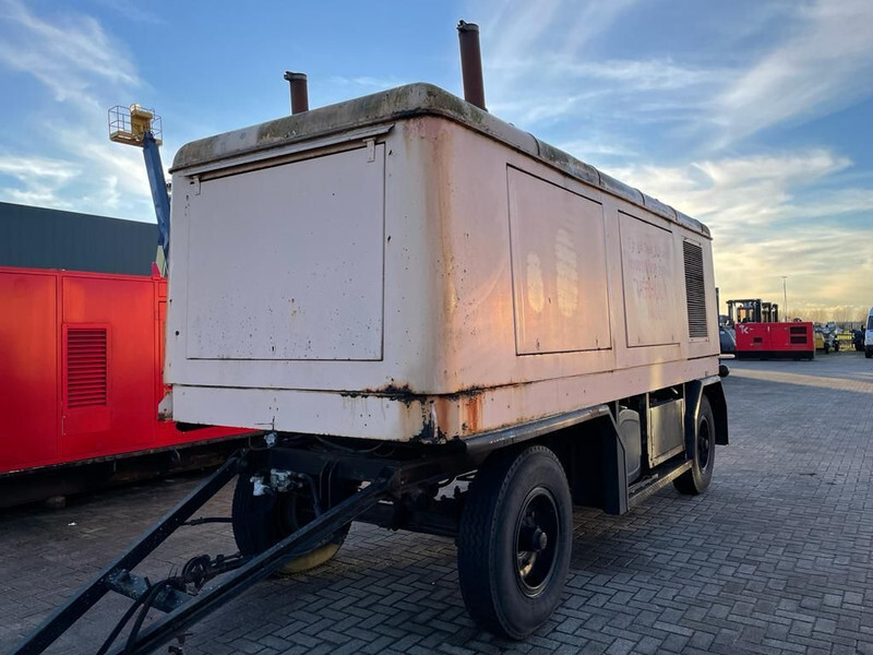 Deutz F12M 716 Bredenoord AEG 250 kVA Silent generatorset op aanhanger - Gerador elétrico: foto 4 Deutz F12M 716 Bredenoord AEG 250 kVA Silent generatorset op aanhanger - Gerador elétrico: foto 4